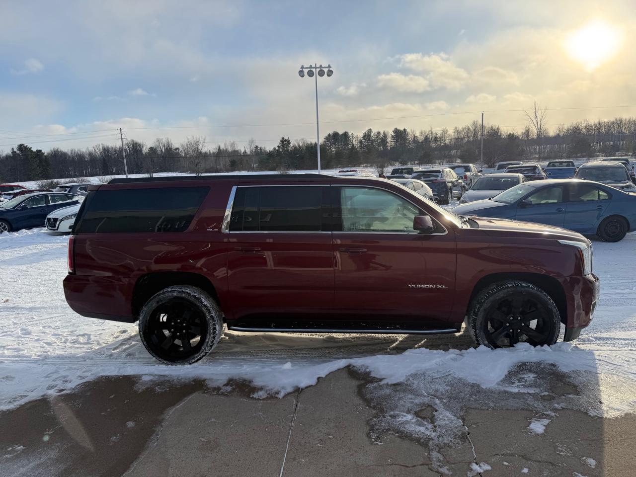 2019 GMC Yukon XL SLE 4X4 Photo