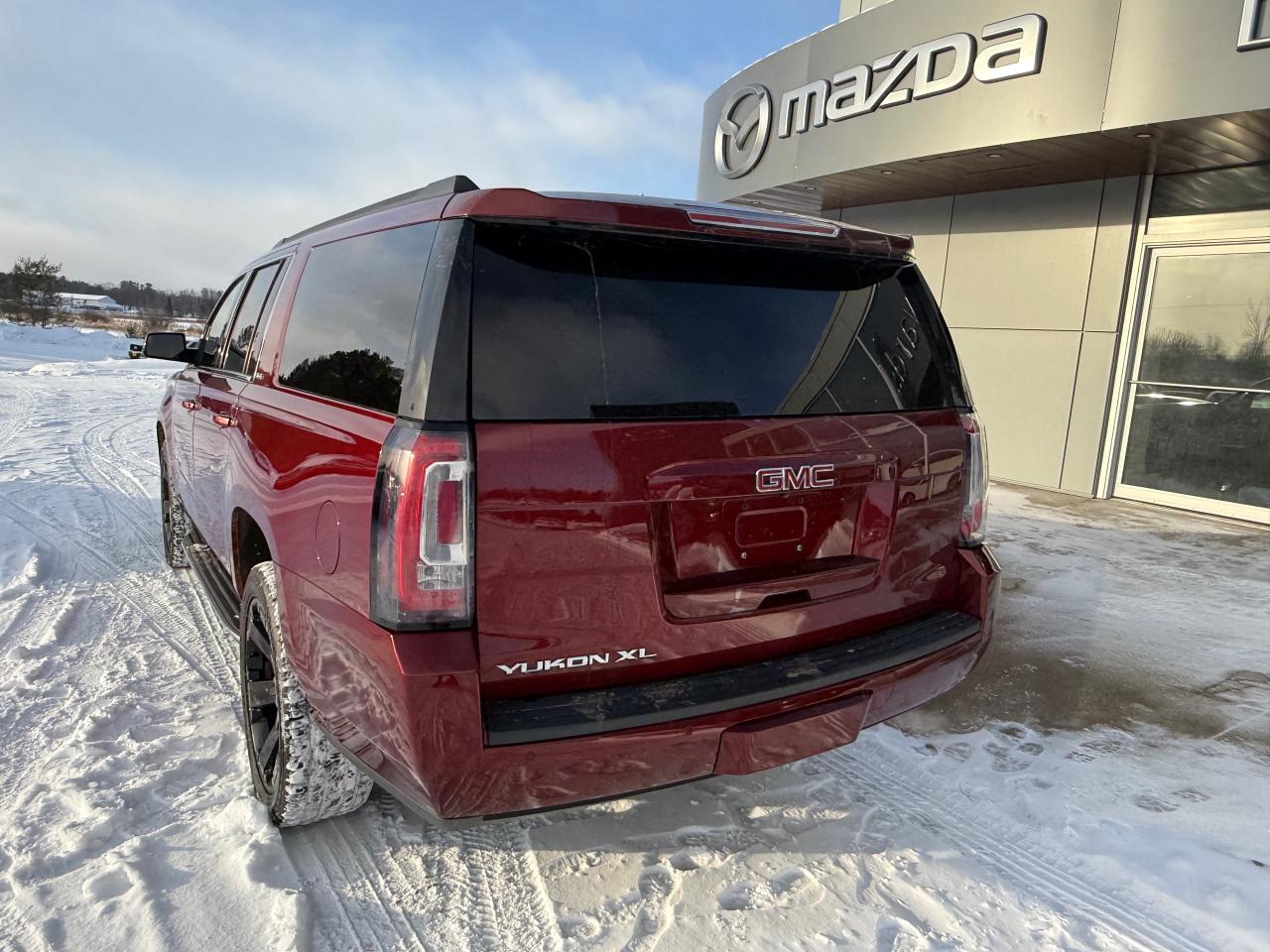 2019 GMC Yukon XL SLE 4X4 Photo