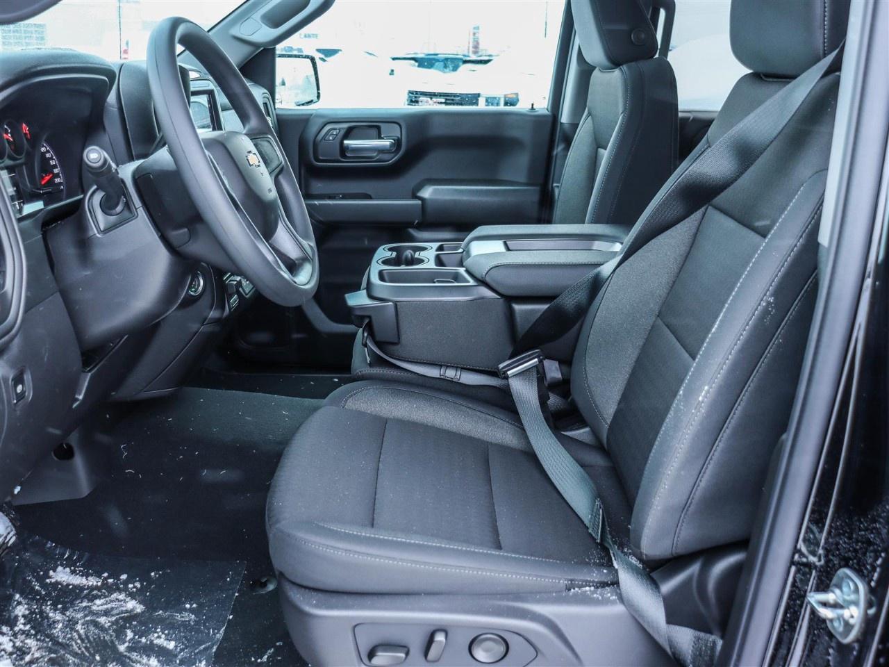 2026 Chevrolet Silverado 1500 Crew Cab Standard Box 4-Wheel Drive Custom Photo