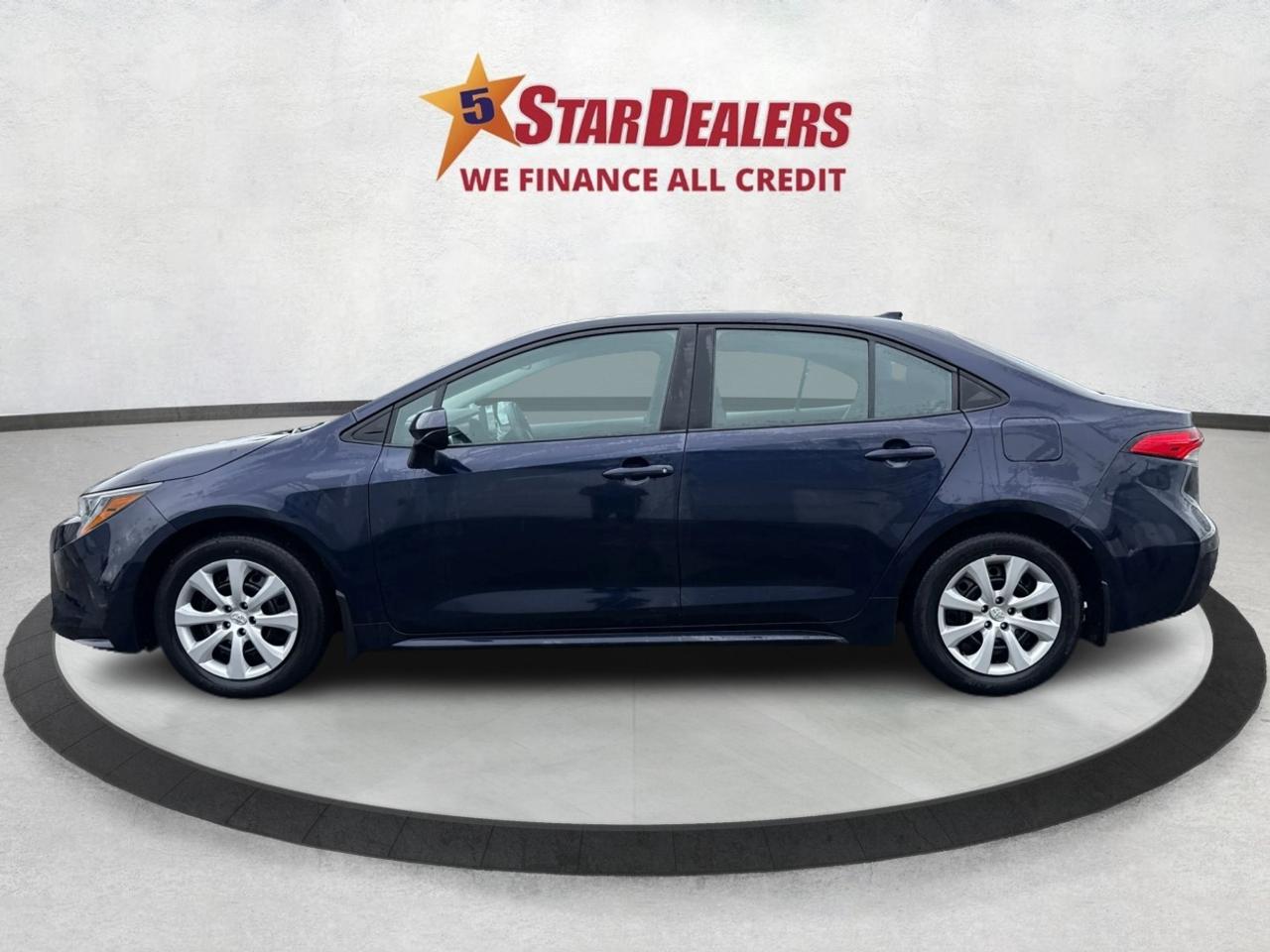 2023 Toyota Corolla LE CLEAN LOW KM MUST SEE WE FINANCE ALL CREDIT! Photo3