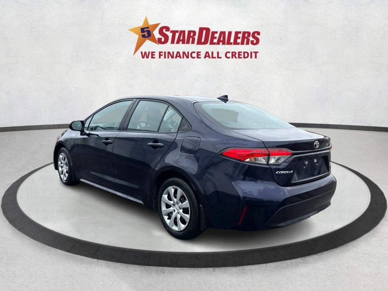 2023 Toyota Corolla LE CLEAN LOW KM MUST SEE WE FINANCE ALL CREDIT! Photo