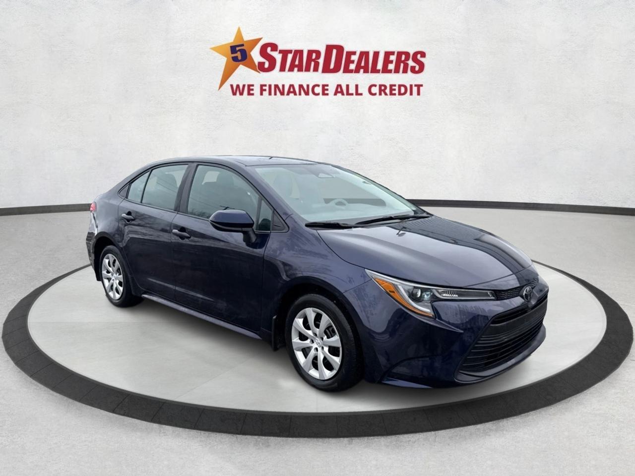 2023 Toyota Corolla LE CLEAN LOW KM MUST SEE WE FINANCE ALL CREDIT! Photo