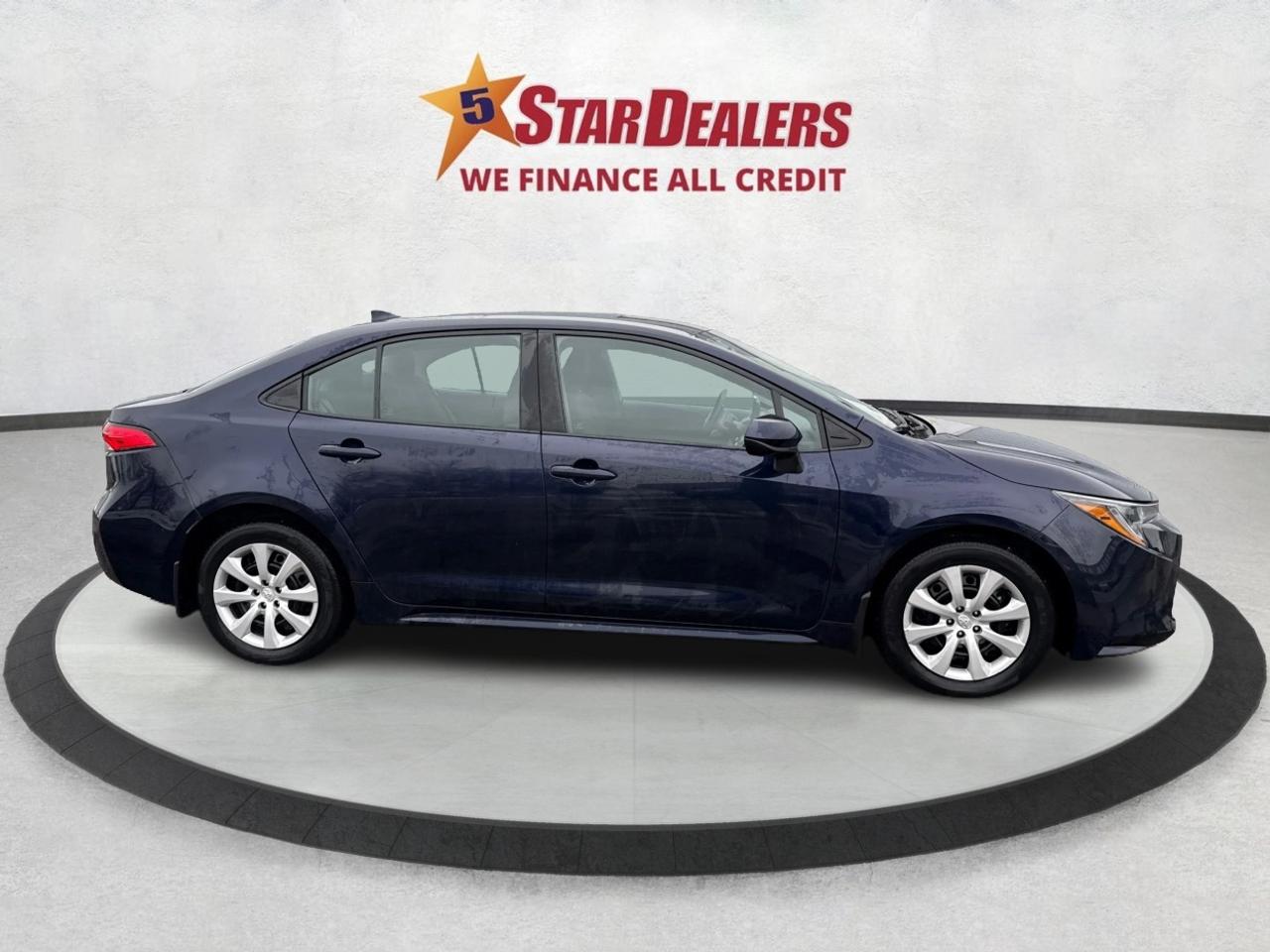 2023 Toyota Corolla LE CLEAN LOW KM MUST SEE WE FINANCE ALL CREDIT! Photo