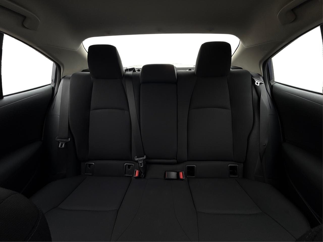 2023 Toyota Corolla LE CLEAN LOW KM MUST SEE WE FINANCE ALL CREDIT! Photo