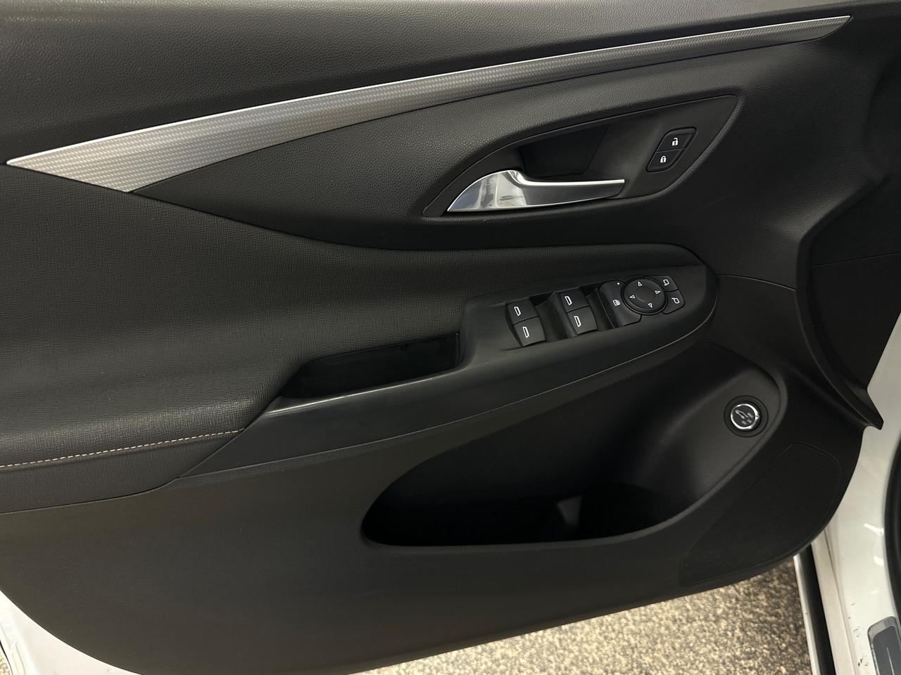 2024 Buick Envista Avenir 4dr Front-Wheel Drive Photo