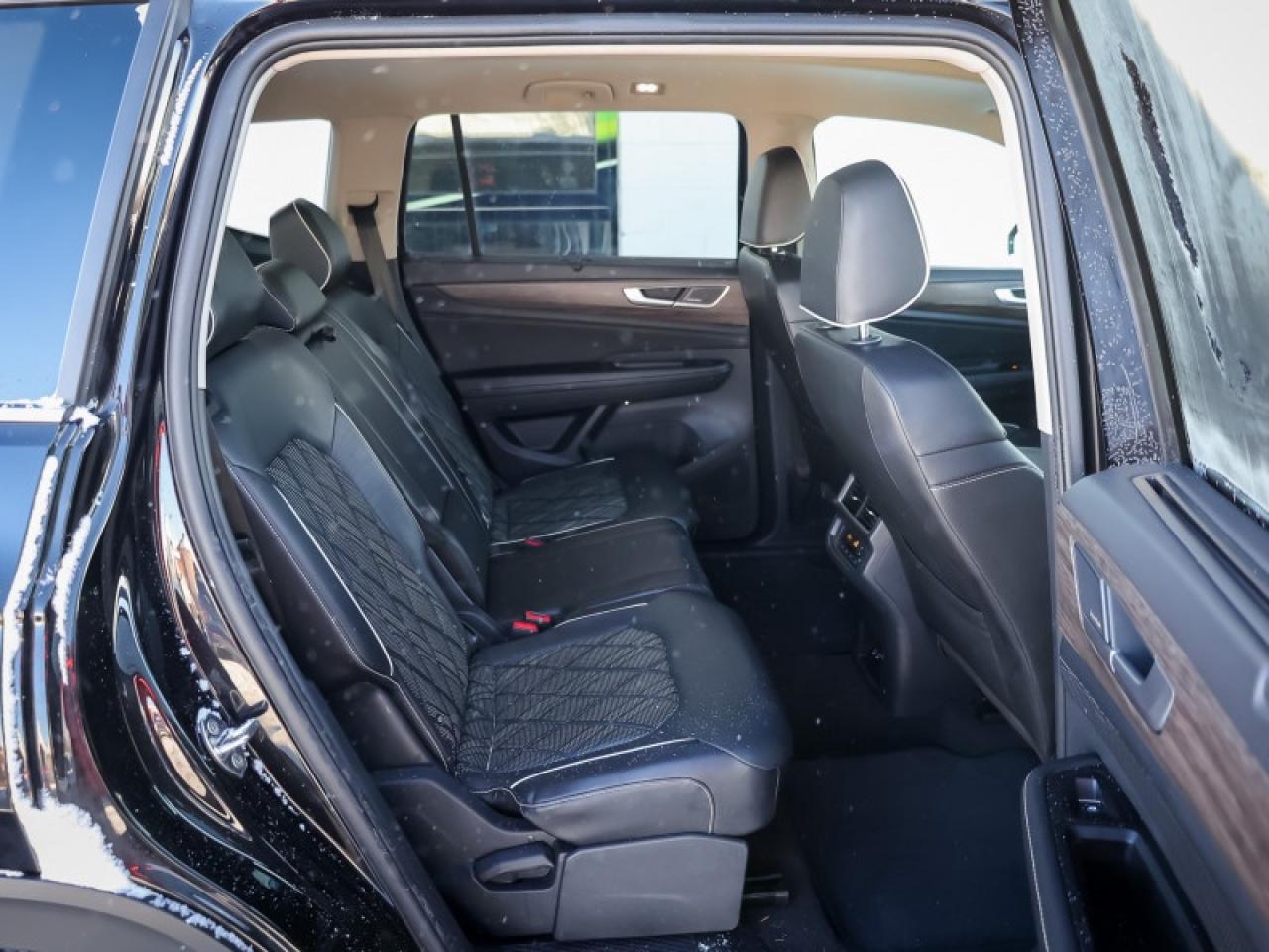 2024 Volkswagen Atlas Execline 2.0 TSI Photo