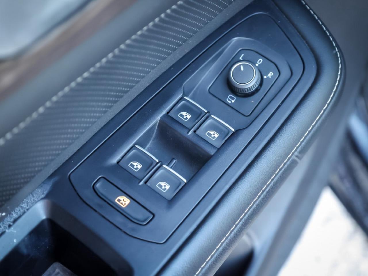 2024 Volkswagen Atlas Execline 2.0 TSI Photo