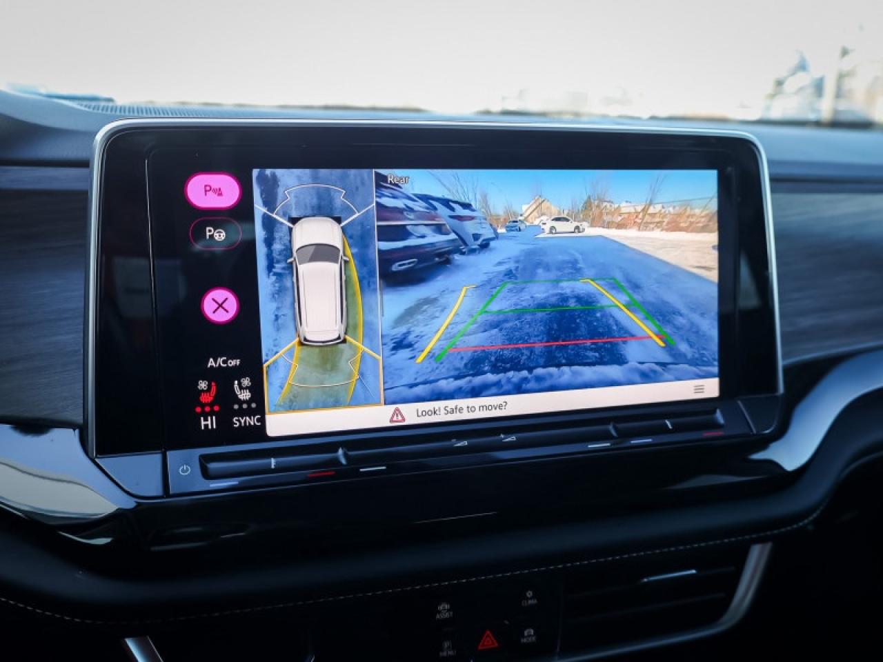 2024 Volkswagen Atlas Execline 2.0 TSI Photo