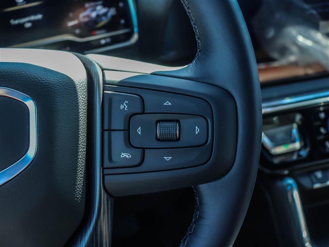 2025 GMC SIERRA 2500HD 4WD Crew Cab Standard Box Denali Ultimate Photo