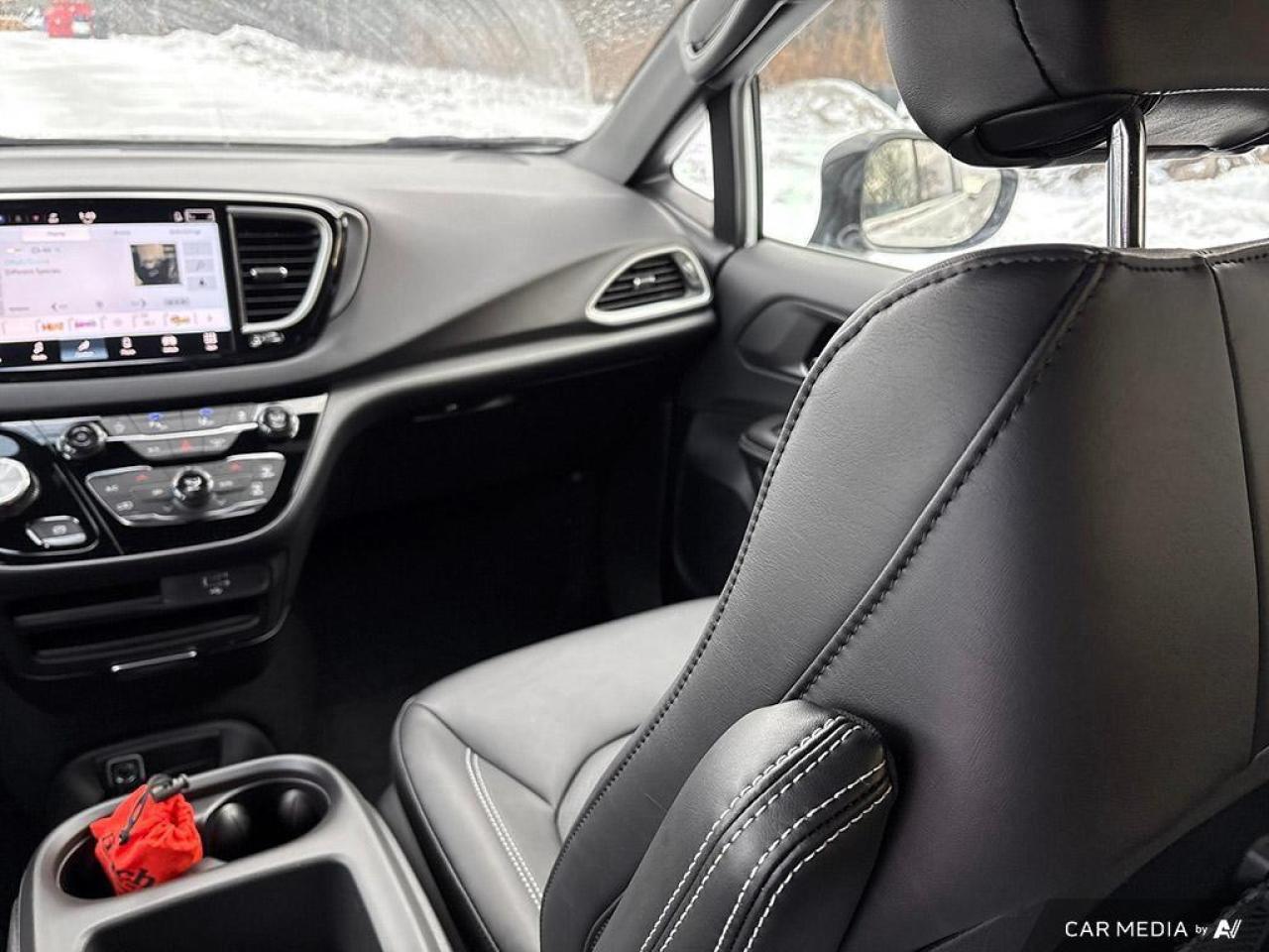 2026 Chrysler Grand Caravan SXT Front-Wheel Drive Passenger Van Photo