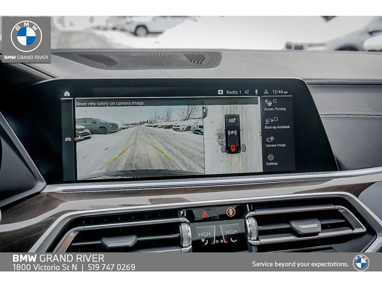 2022 BMW X6 xDrive40i 4dr All-Wheel Drive Sports Activity Coupe Photo