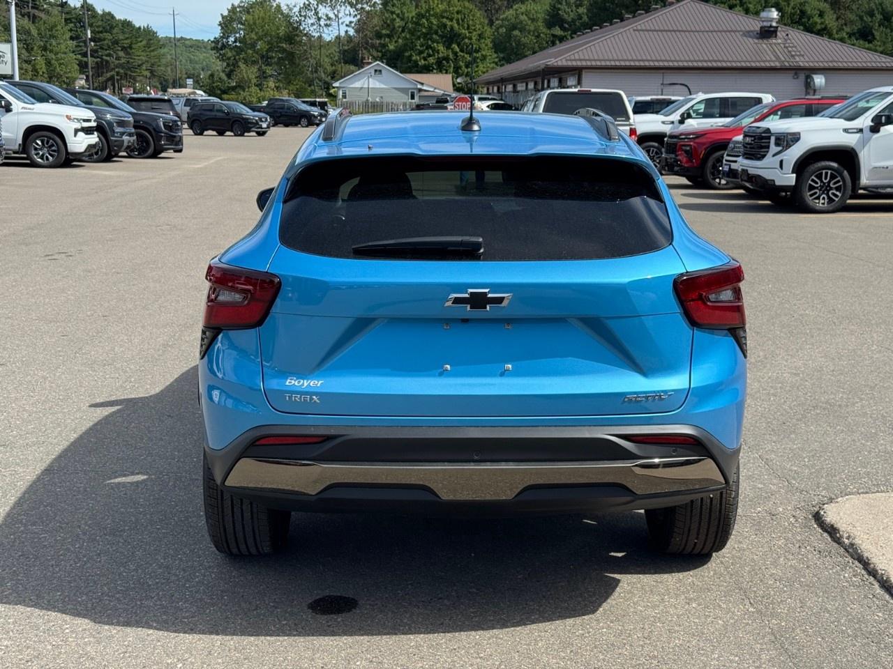 2025 Chevrolet Trax FWD 4dr ACTIV Photo