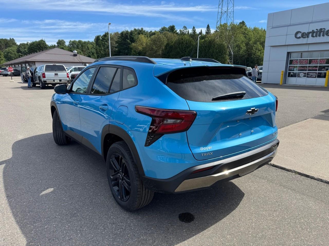 2025 Chevrolet Trax FWD 4dr ACTIV Photo