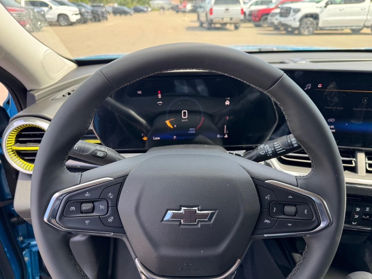 2025 Chevrolet Trax FWD 4dr ACTIV Photo