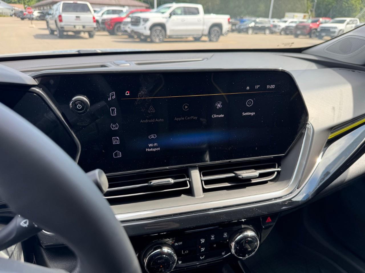 2025 Chevrolet Trax FWD 4dr ACTIV Photo