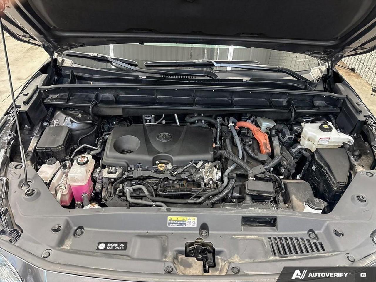 2023 Toyota Highlander Hybrid Limited 4dr All-Wheel Drive Photo