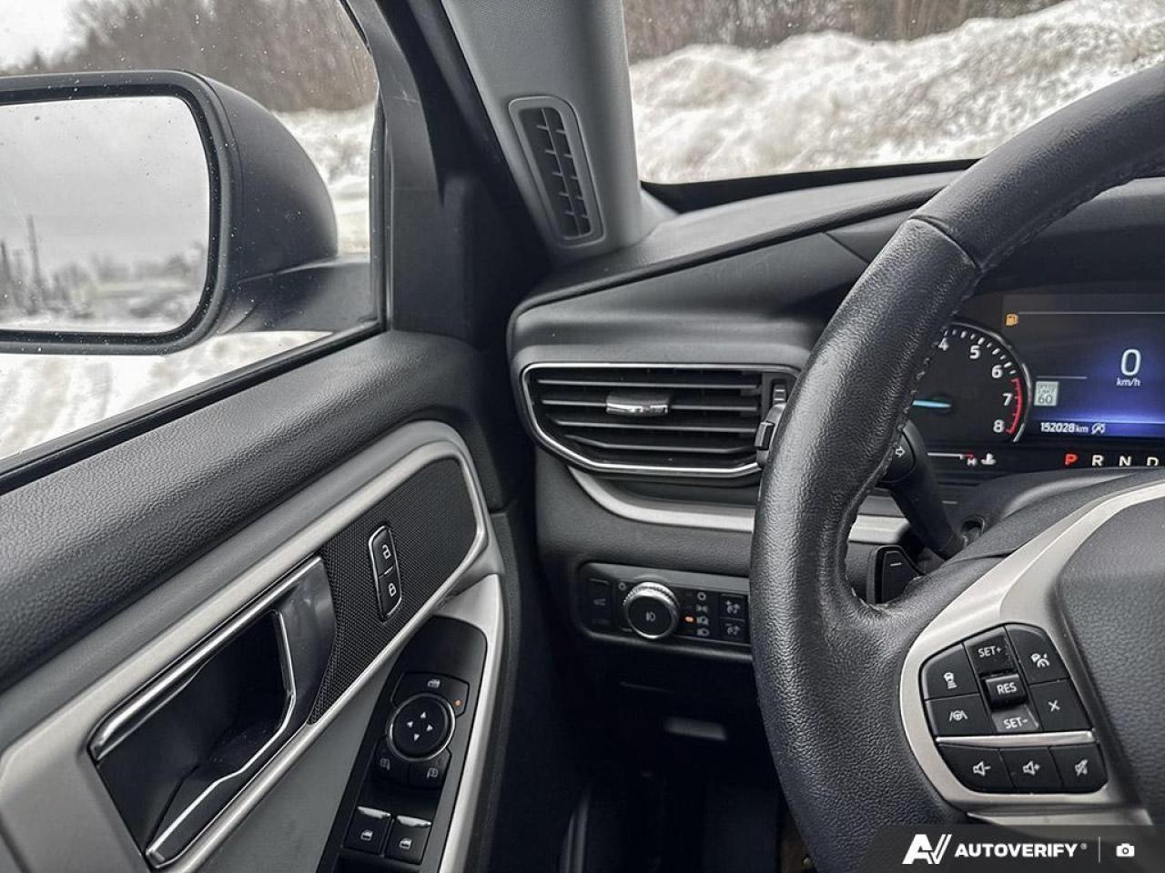 2021 Ford Explorer XLT 4DR 4X4 Photo