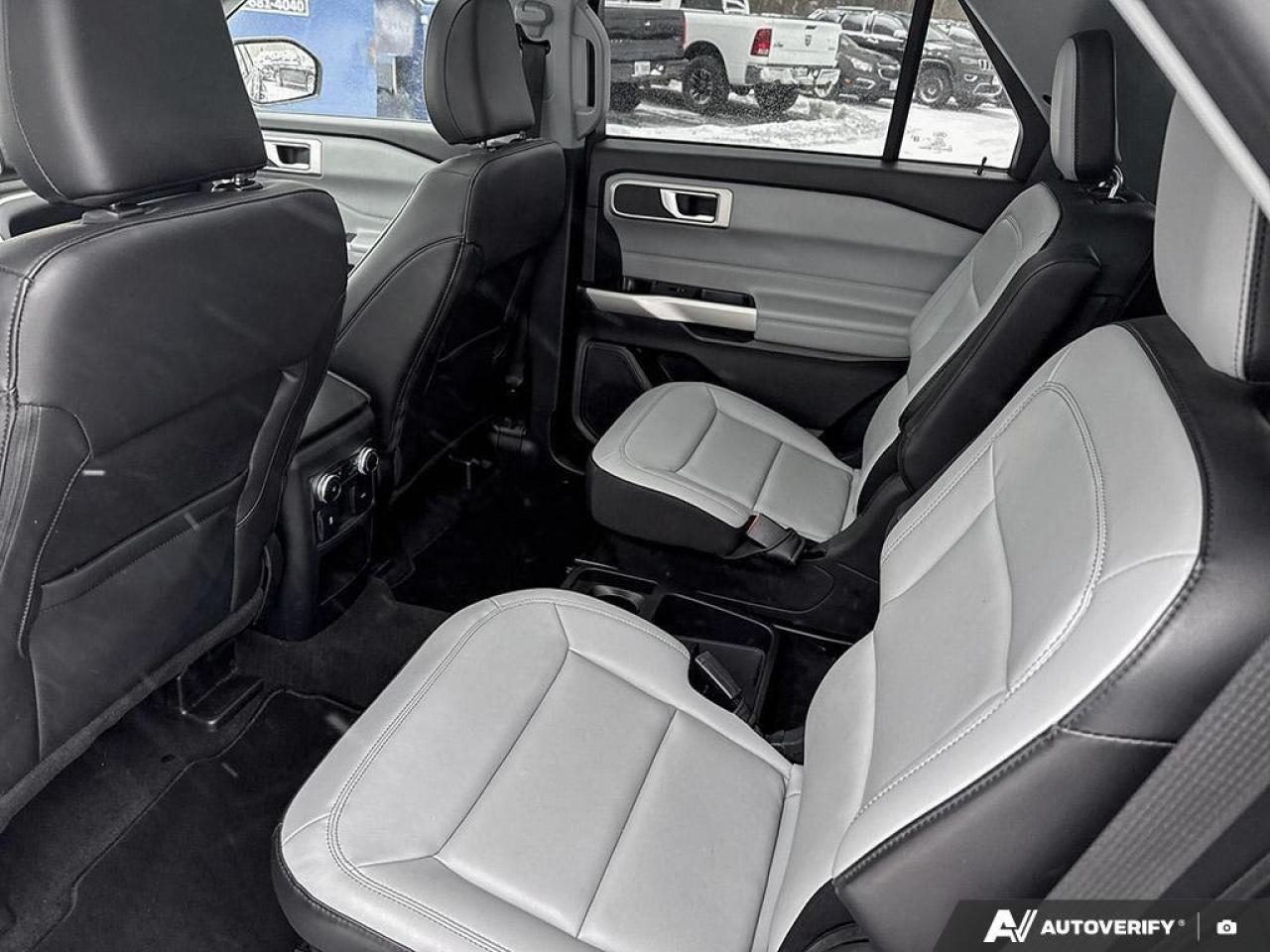 2021 Ford Explorer XLT 4DR 4X4 Photo