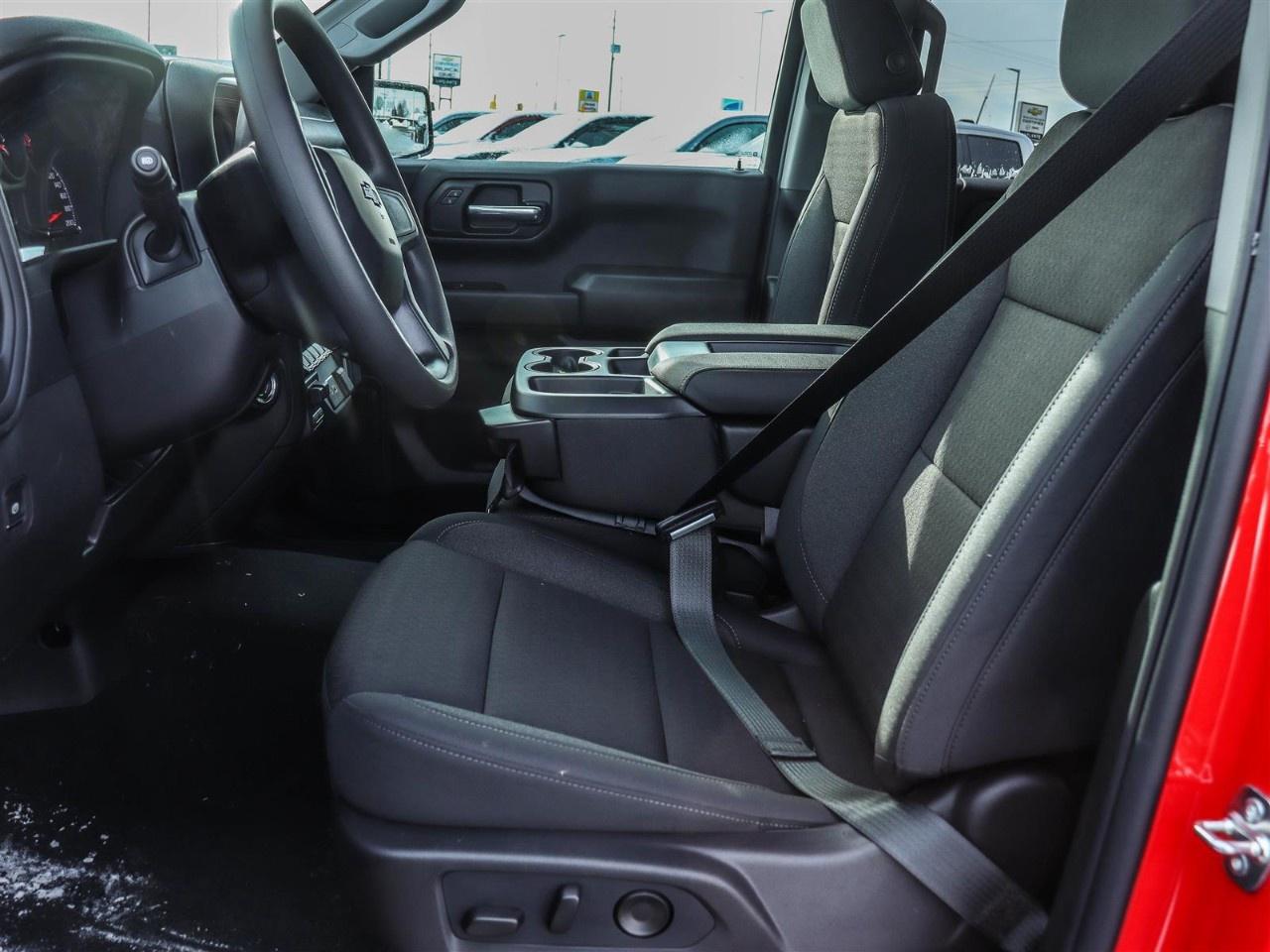 2026 Chevrolet Silverado 1500 Crew Cab Short Box 4-Wheel Drive Custom Trail Boss Photo