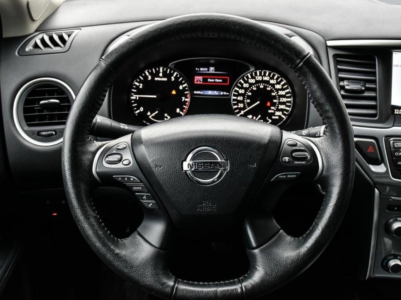 2018 Nissan Pathfinder  Photo