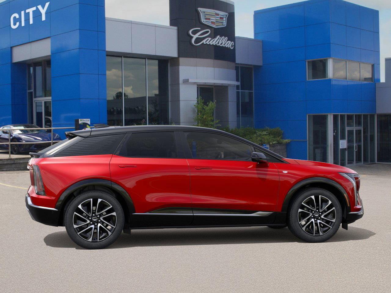 2026 Cadillac OPTIQ Premium Sport 4dr Photo