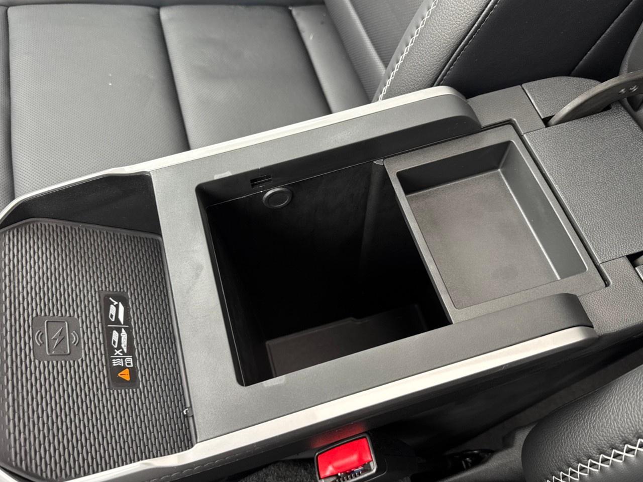 2026 GMC Terrain AWD Denali Photo