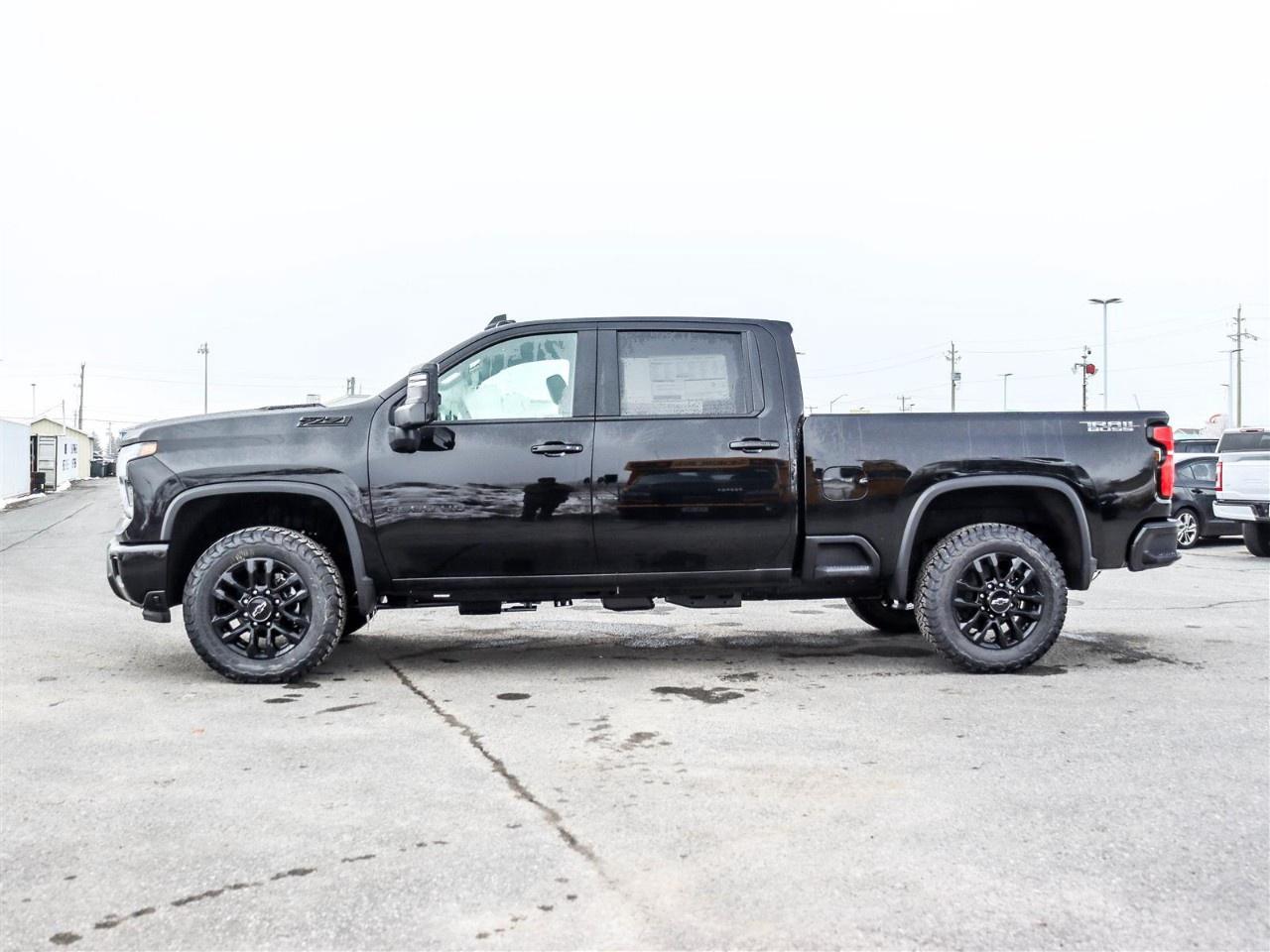 2026 Chevrolet SILVERADO 2500HD 4WD Crew Cab Standard Box LT Photo