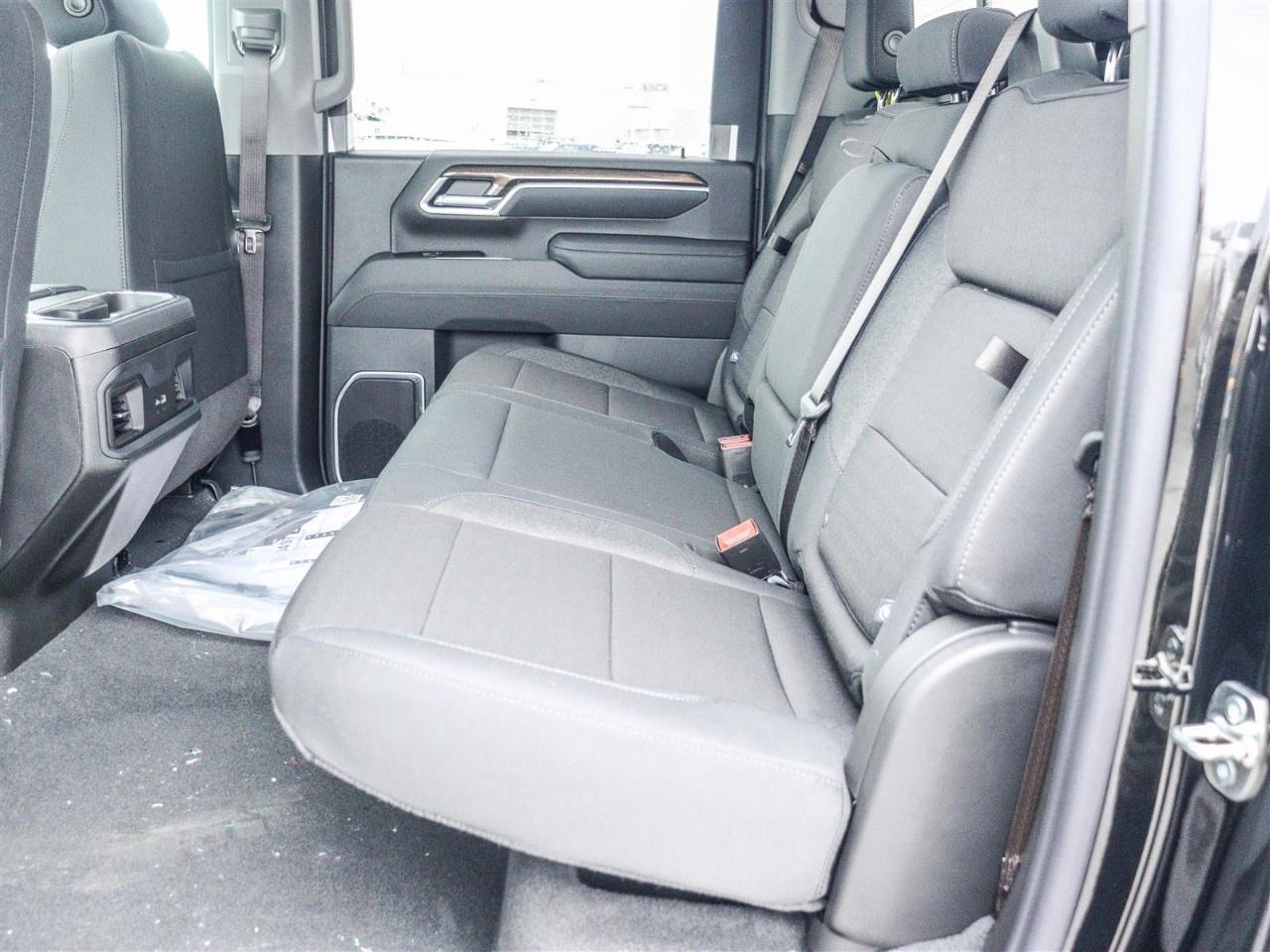 2026 Chevrolet SILVERADO 2500HD 4WD Crew Cab Standard Box LT Photo