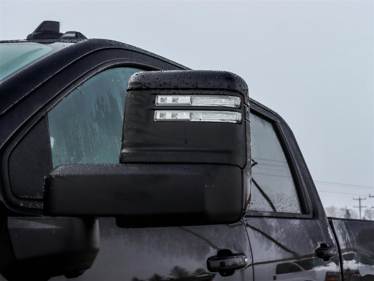 2026 Chevrolet SILVERADO 2500HD 4WD Crew Cab Standard Box LT Photo