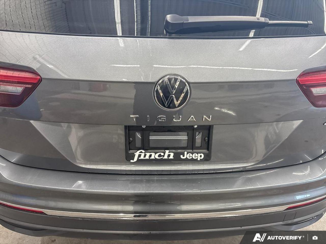 2024 Volkswagen Tiguan Comfortline 4dr All-wheel Drive 4MOTION Photo