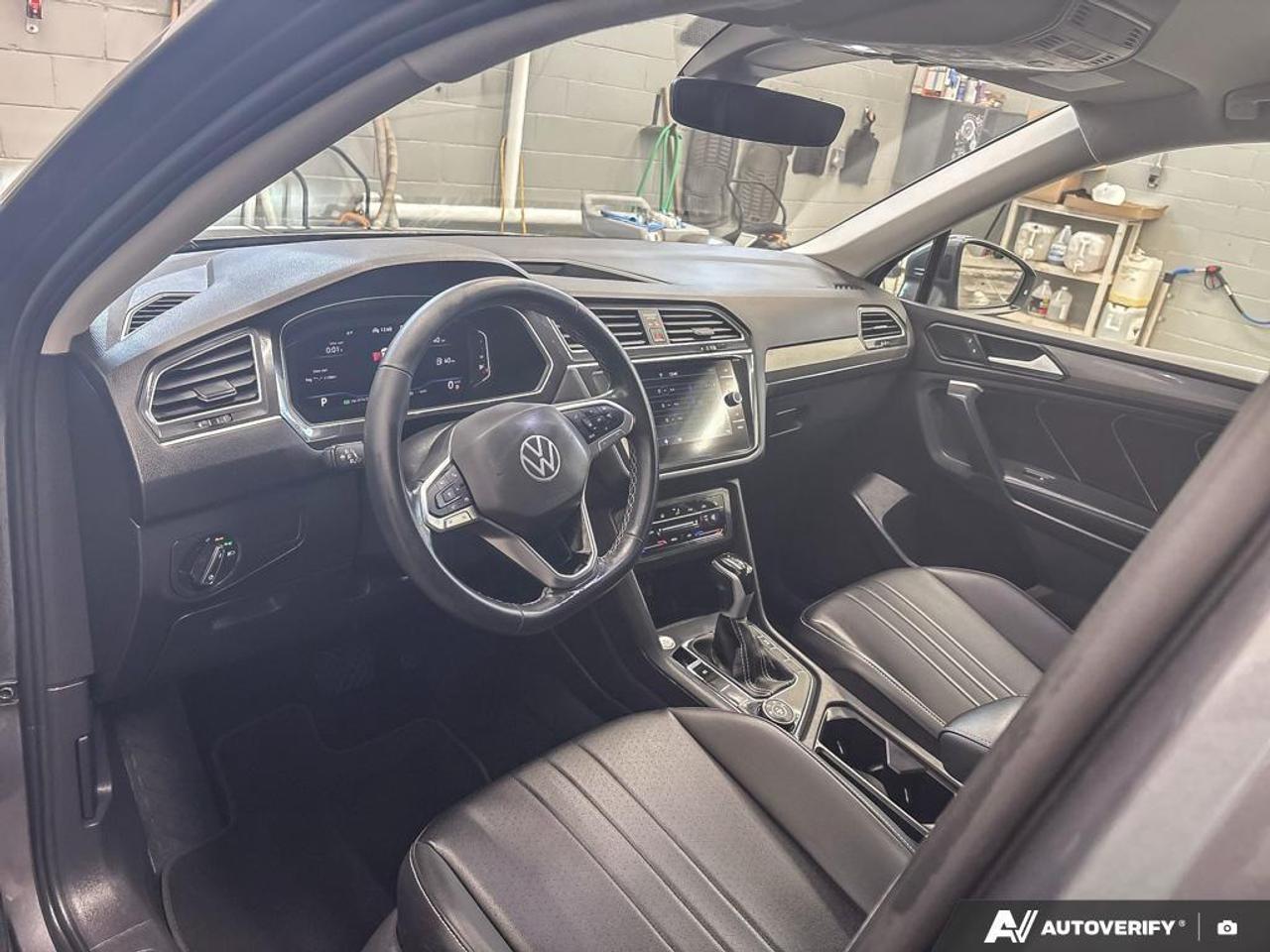 2024 Volkswagen Tiguan Comfortline 4dr All-wheel Drive 4MOTION Photo