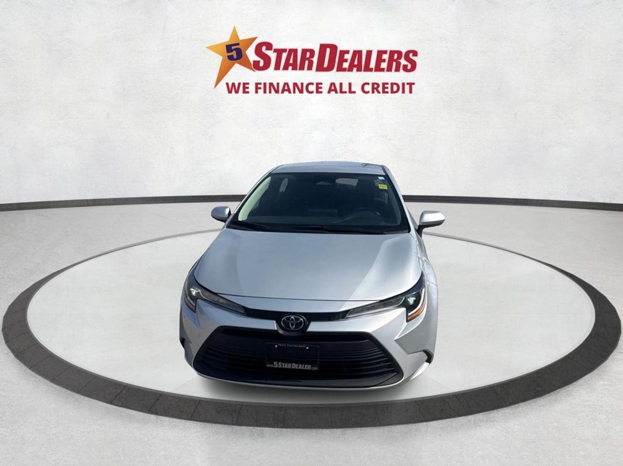 2023 Toyota Corolla LE CLEAN LOW KM MUST SEE WE FINANCE ALL CREDIT! Photo