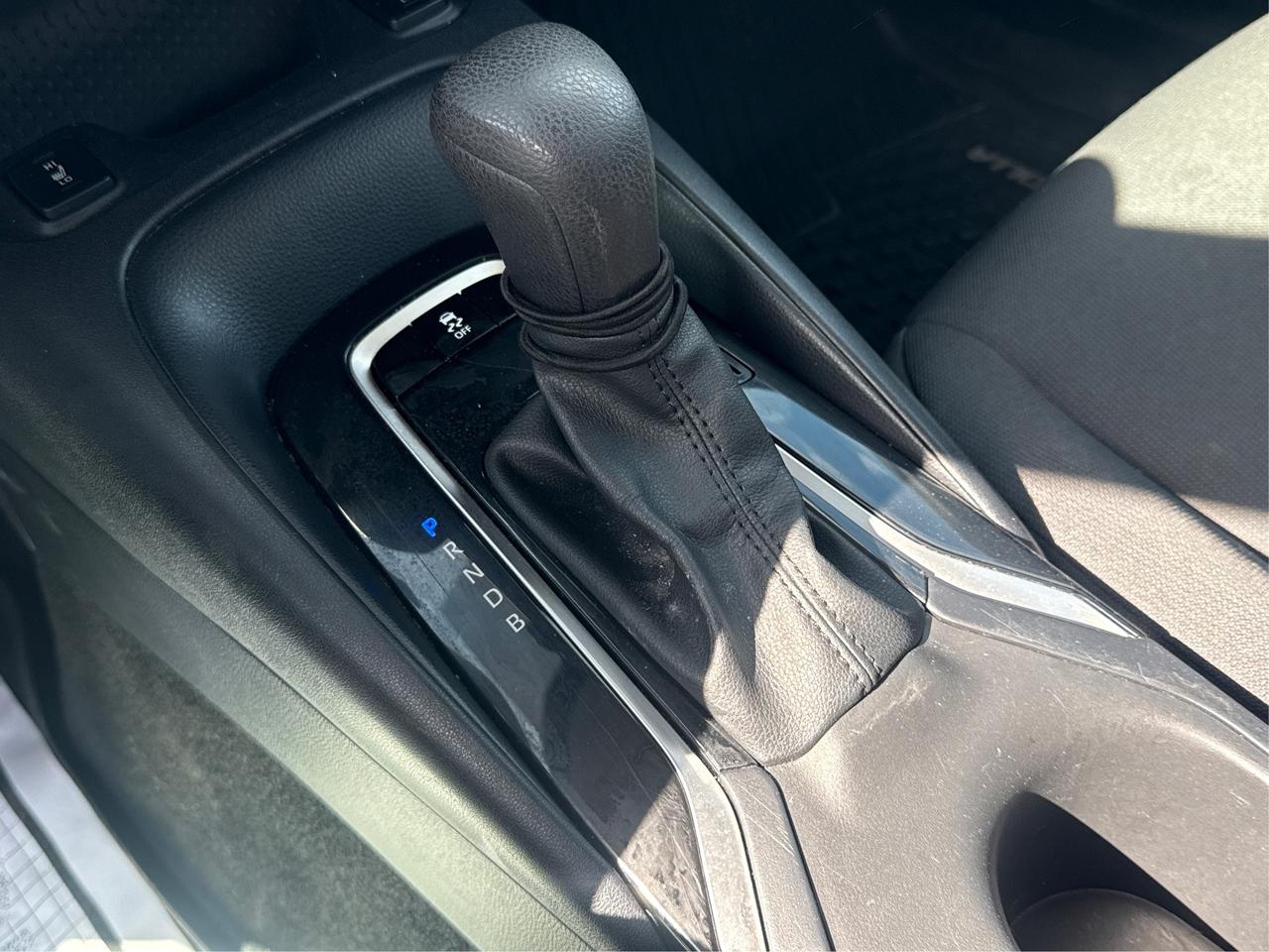 2023 Toyota Corolla LE CLEAN LOW KM MUST SEE WE FINANCE ALL CREDIT! Photo