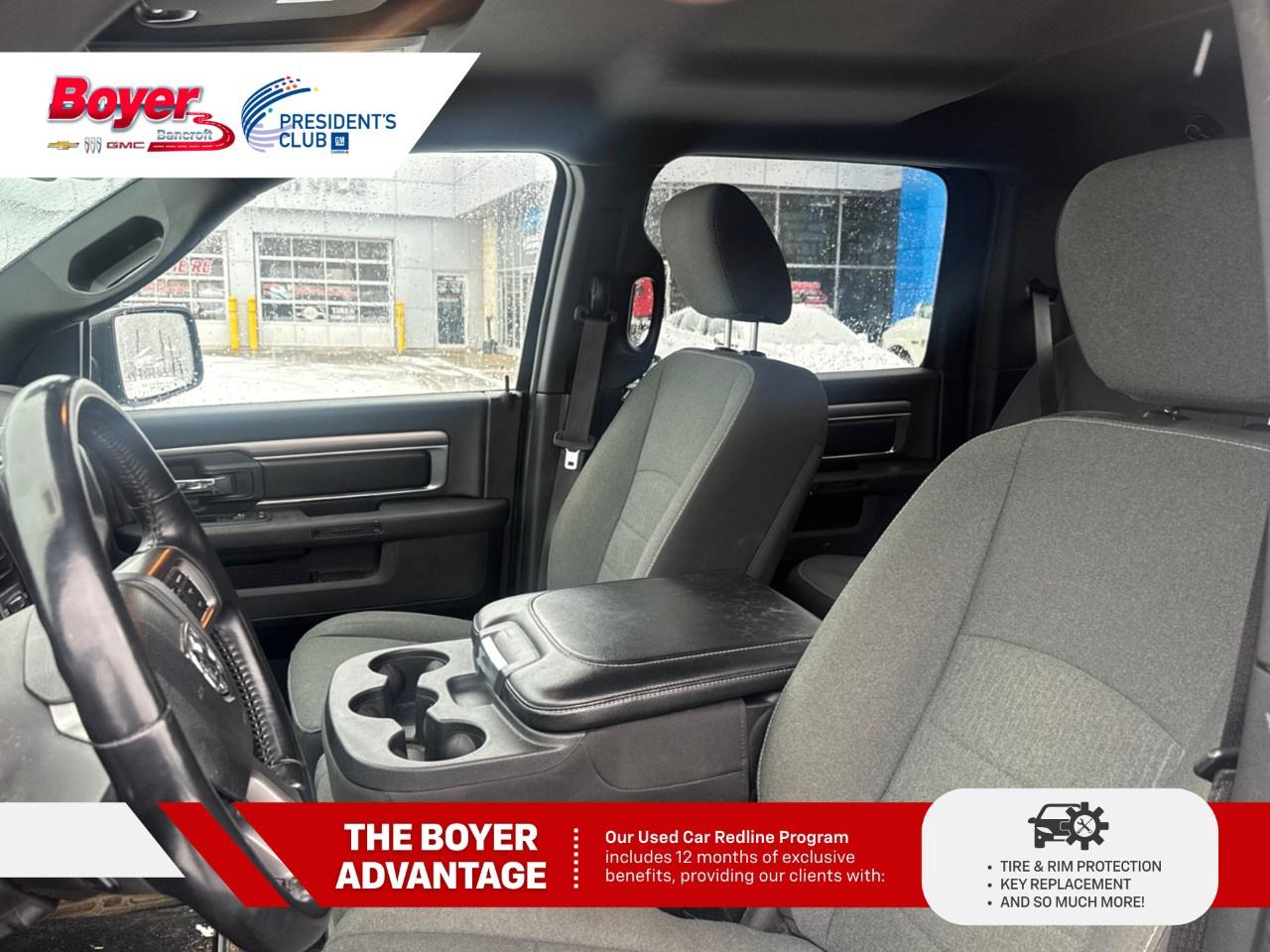 2022 RAM 1500 Classic WARLOCK 4X4 CREW CAB 5'7" BOX Photo