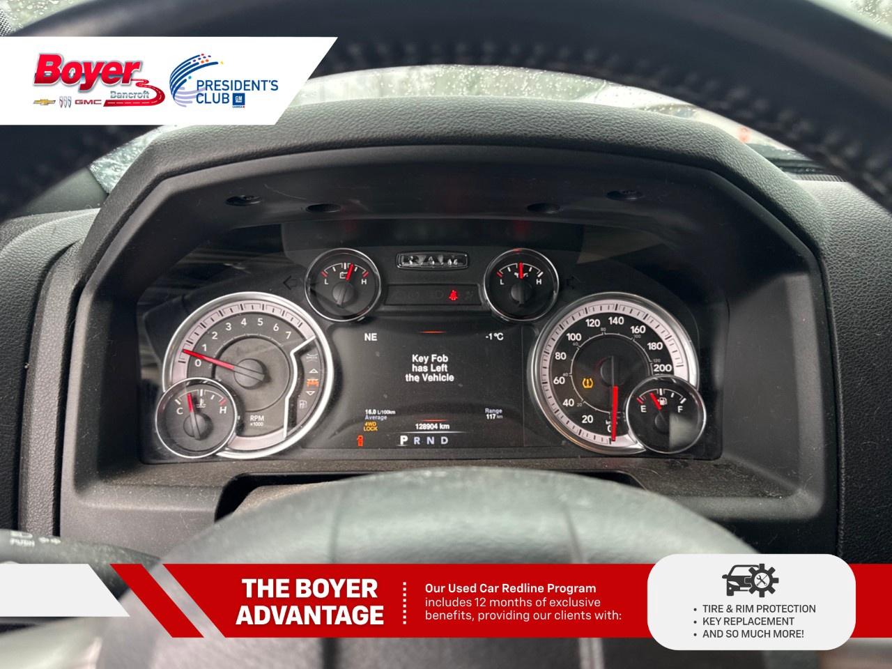 2022 RAM 1500 Classic WARLOCK 4X4 CREW CAB 5'7" BOX Photo