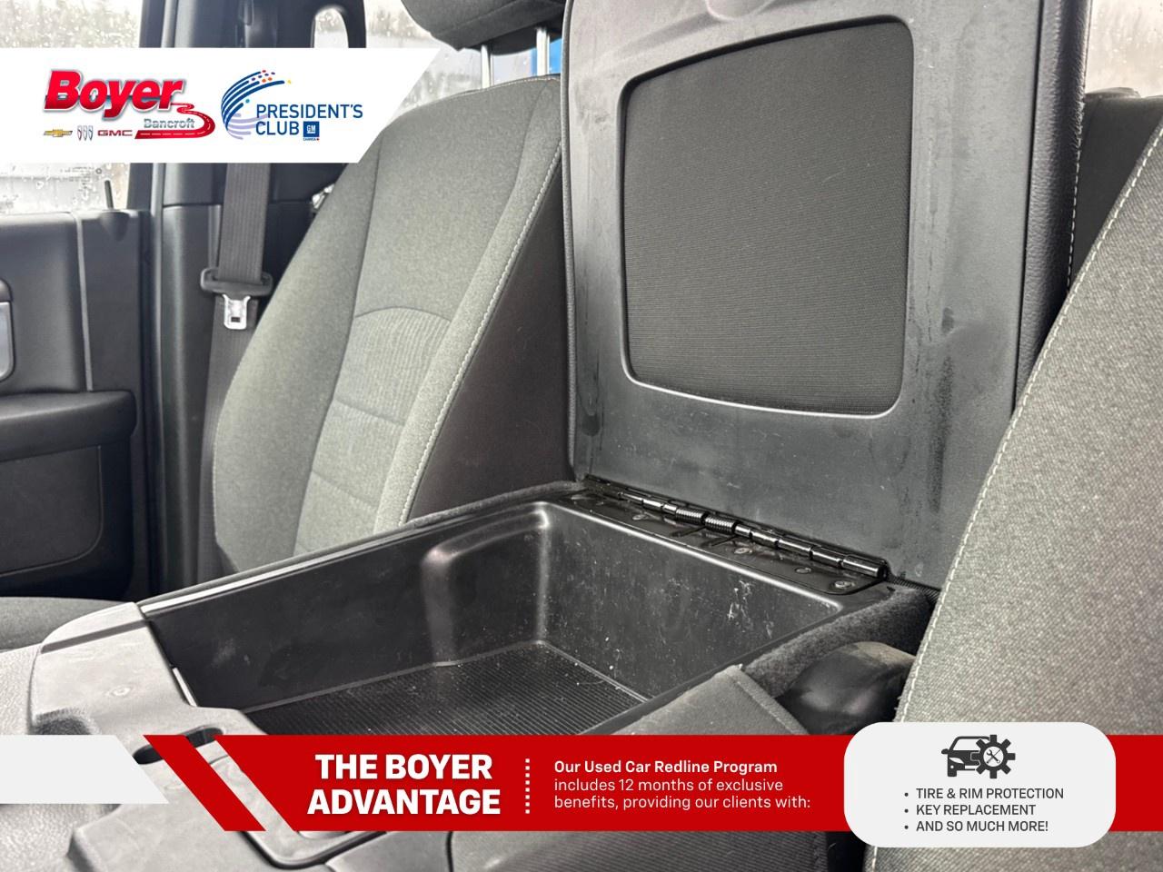 2022 RAM 1500 Classic WARLOCK 4X4 CREW CAB 5'7" BOX Photo