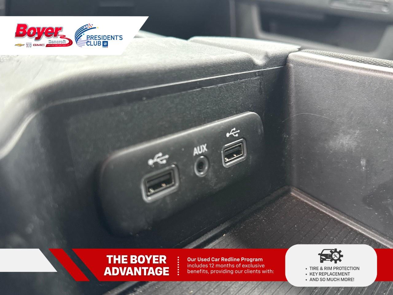 2022 RAM 1500 Classic WARLOCK 4X4 CREW CAB 5'7" BOX Photo