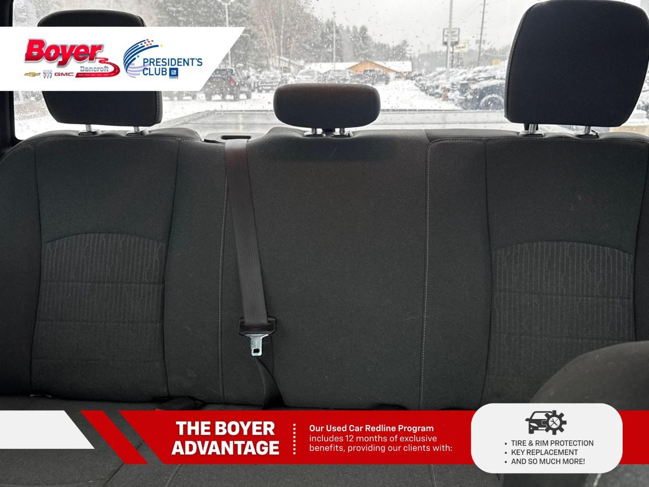 2022 RAM 1500 Classic WARLOCK 4X4 CREW CAB 5'7" BOX Photo