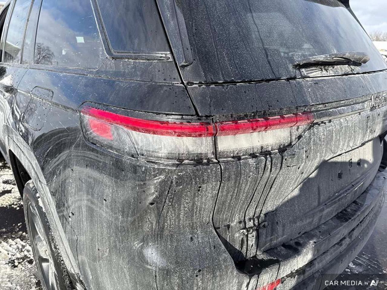 2025 Jeep Grand Cherokee Laredo 4dr 4x4 Photo