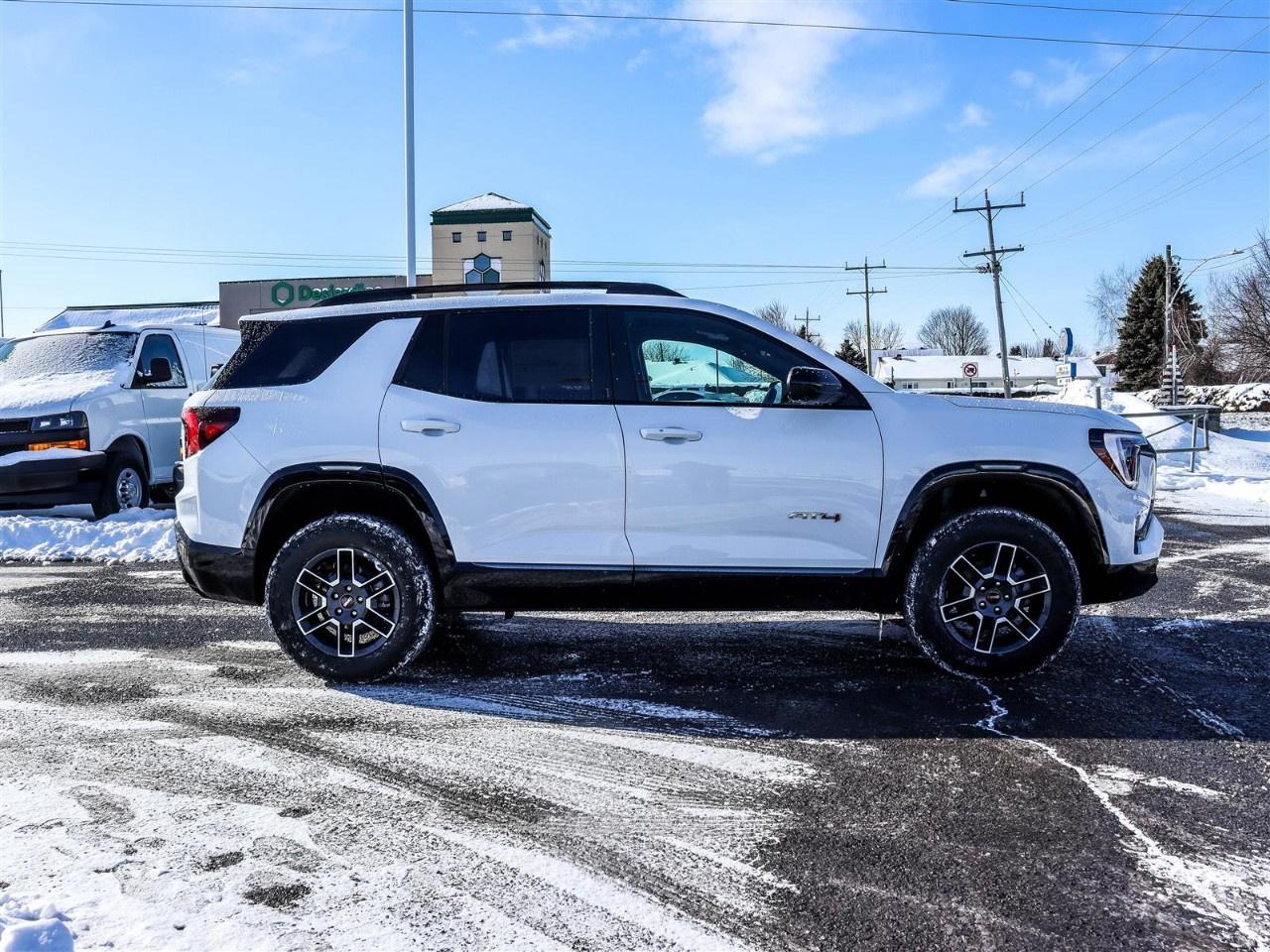 2026 GMC Terrain AWD AT4 Photo