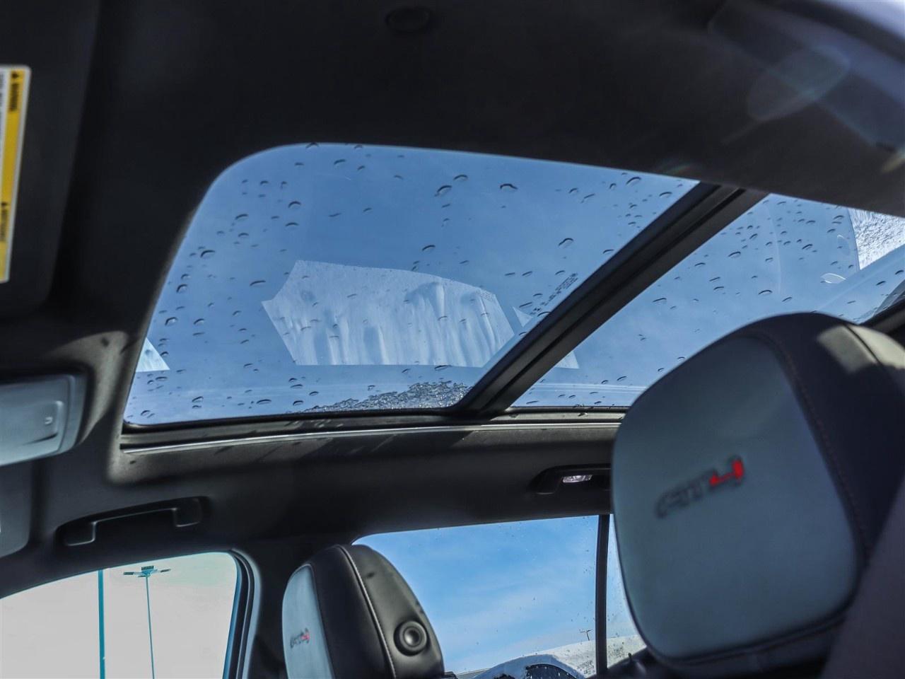 2026 GMC Terrain AWD AT4 Photo