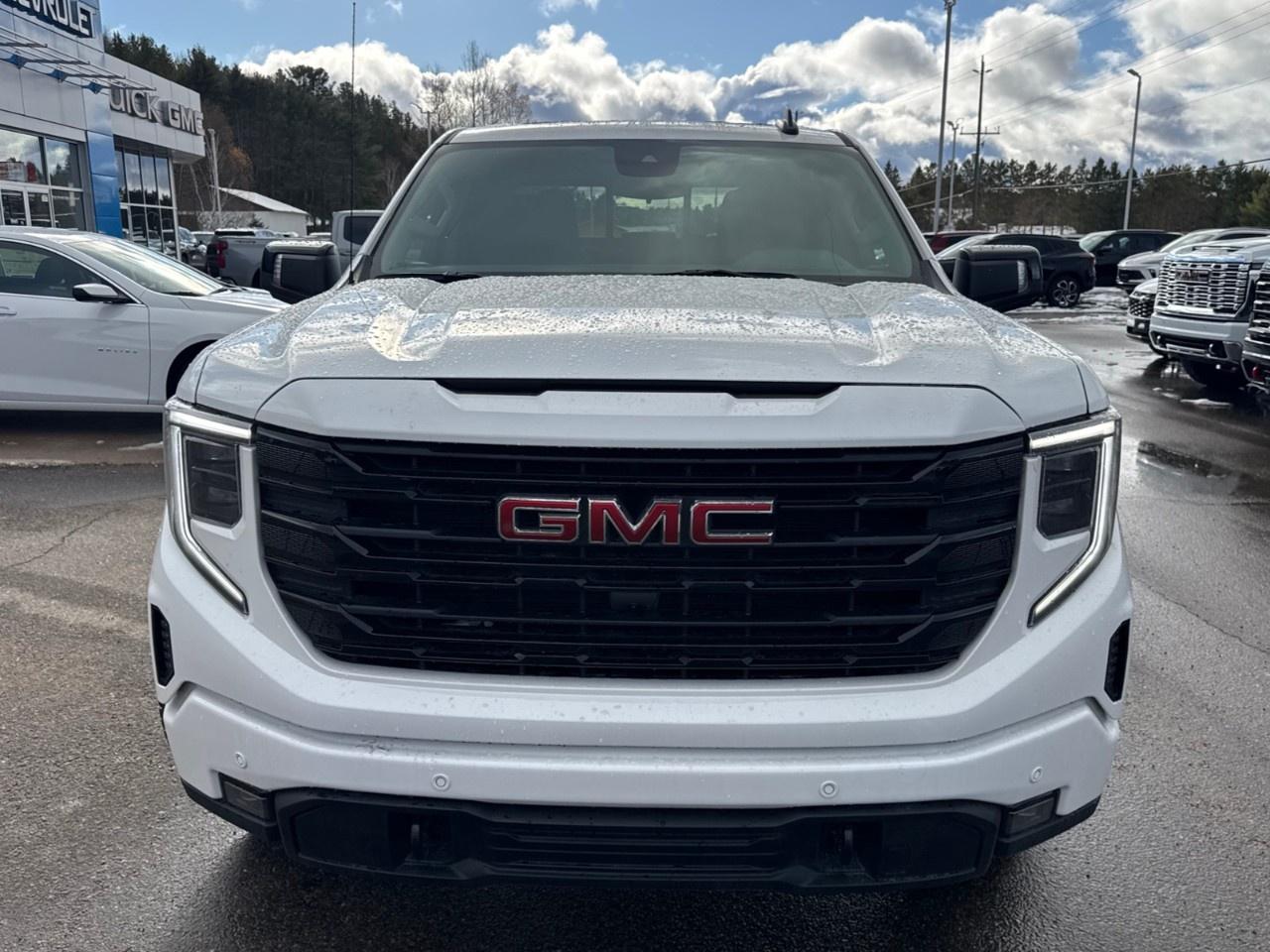 2026 GMC Sierra 1500 Crew Cab Short Box 4-Wheel Drive Elevation Photo