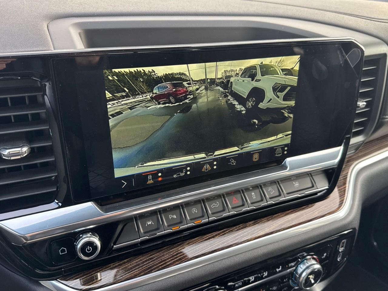 2026 GMC Sierra 1500 Crew Cab Short Box 4-Wheel Drive Elevation Photo