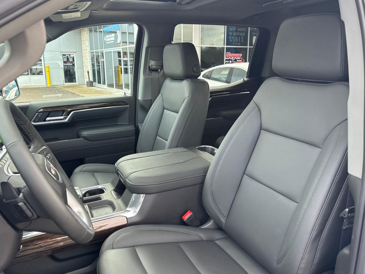 2026 GMC Sierra 1500 Crew Cab Short Box 4-Wheel Drive Elevation Photo