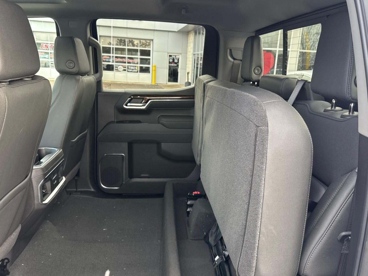 2026 GMC Sierra 1500 Crew Cab Short Box 4-Wheel Drive Elevation Photo