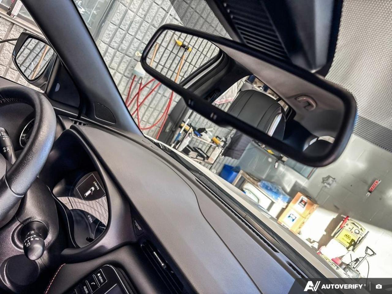 2024 Nissan Kicks SR 4dr Front-Wheel Drive Photo