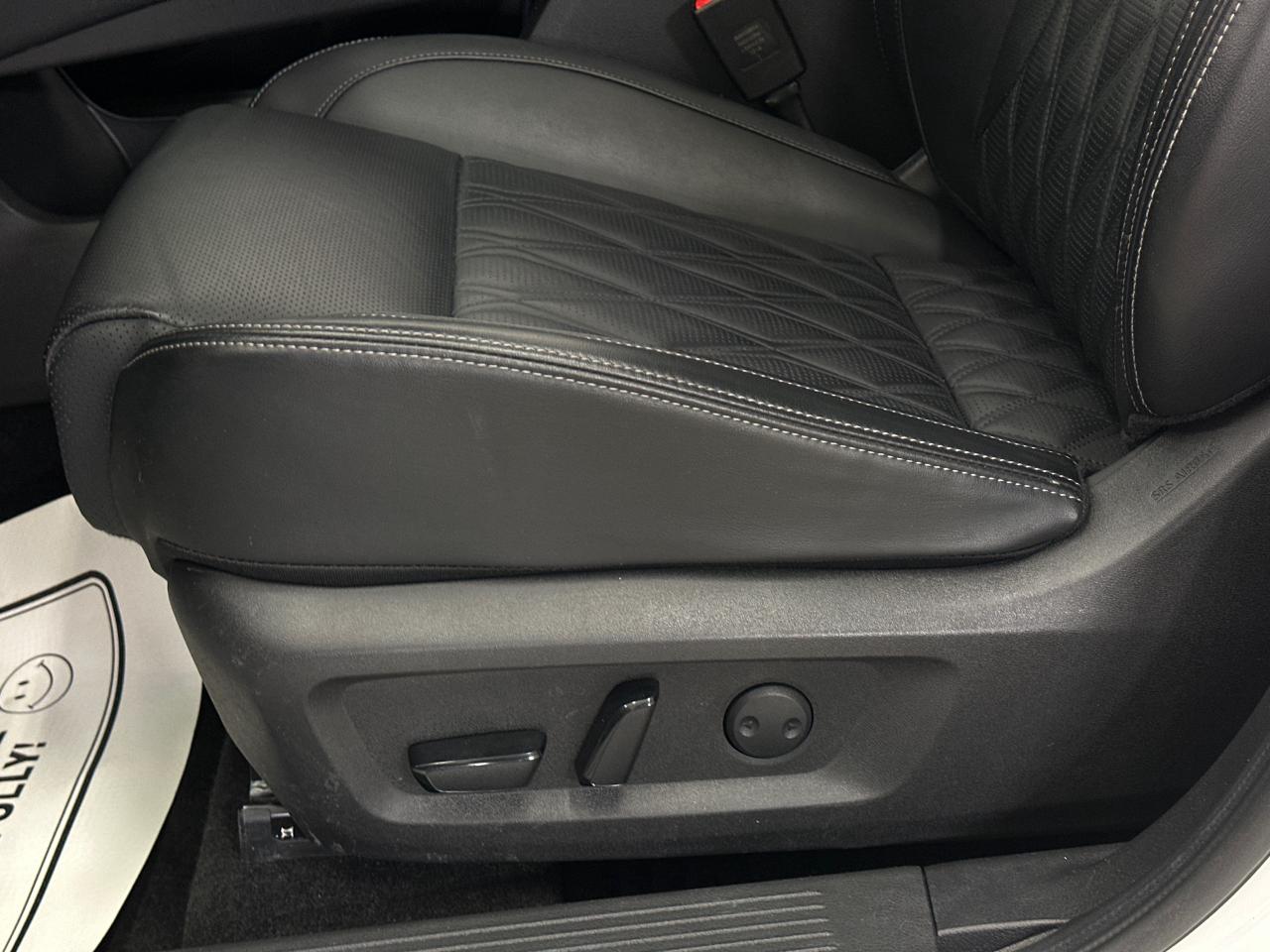 2023 Nissan Rogue Platinum 4dr All-Wheel Drive Sport Utility Photo