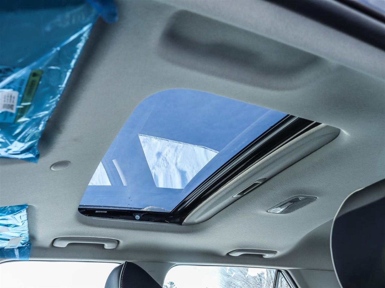 2026 Hyundai Venue Ultimate w/Black Interior 4dr Front-Wheel Drive Photo