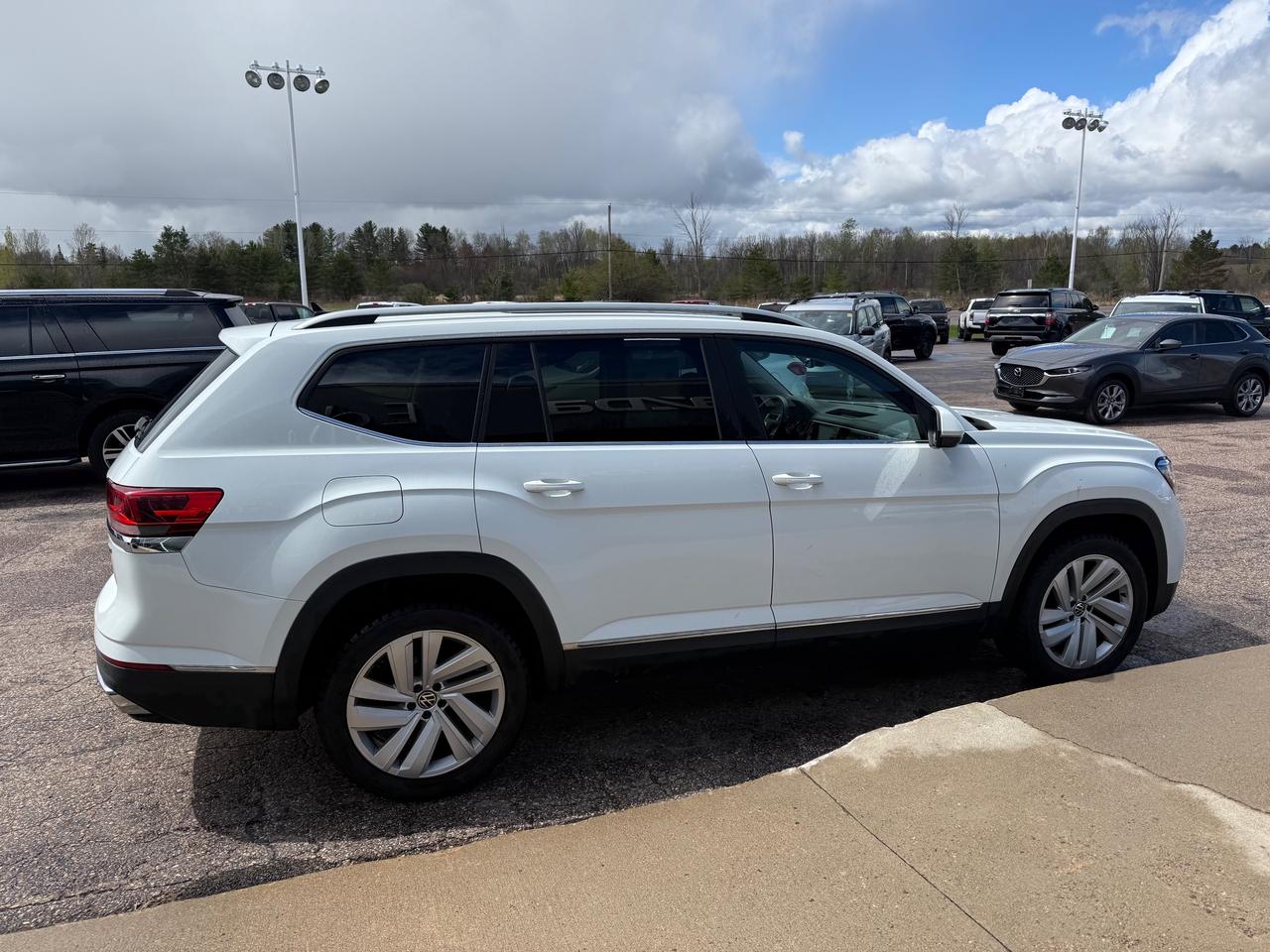 2021 Volkswagen Atlas 2.0 TSI Highline 4dr All-Wheel Drive 4MOTION Photo