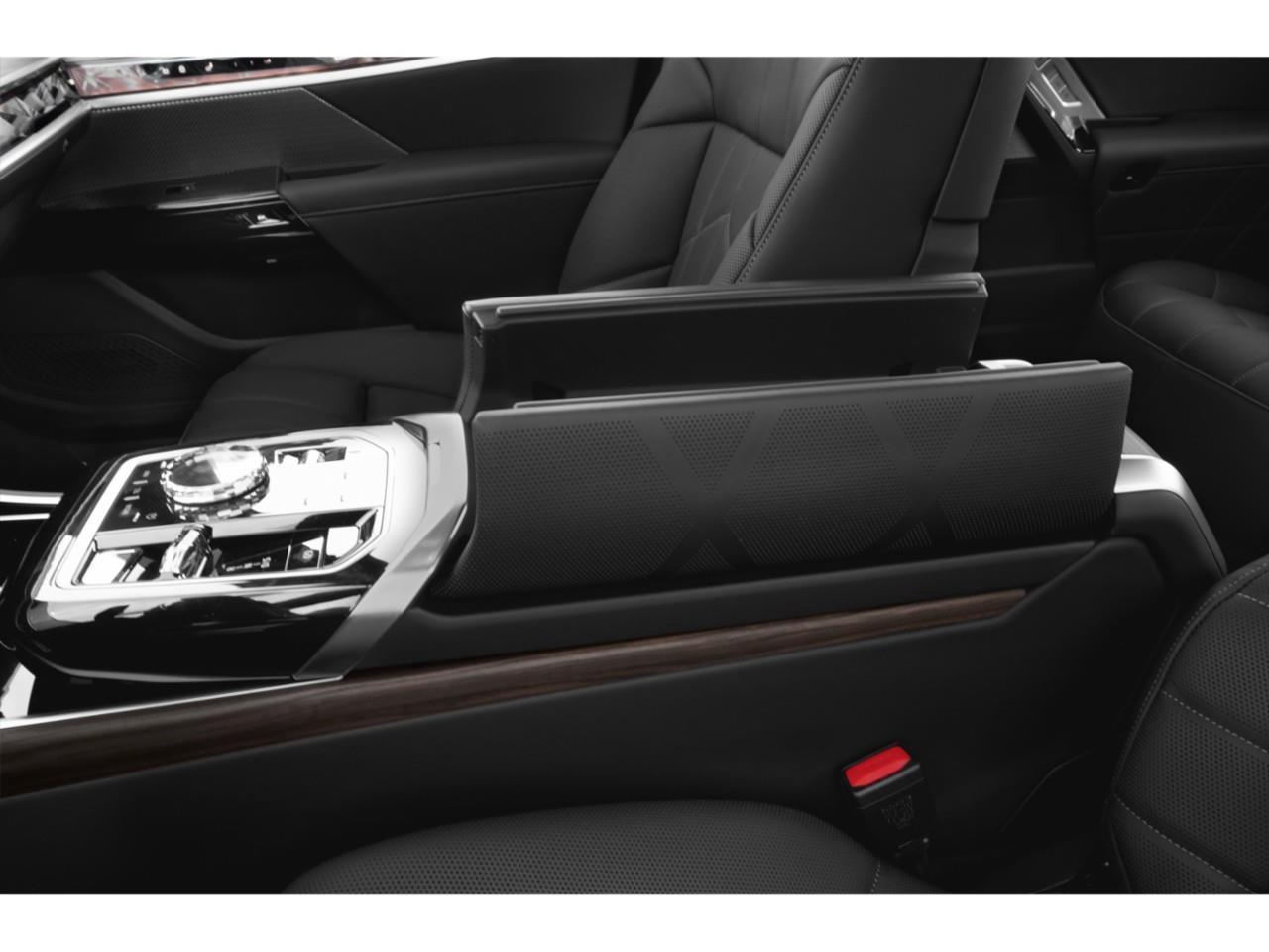 2026 BMW 760 i xDrive 4dr All-Wheel Drive Sedan Photo